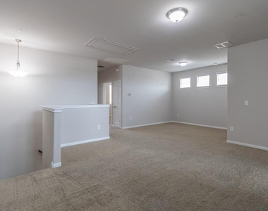 2880 Donnell Dr - Photo Thumbnail 14