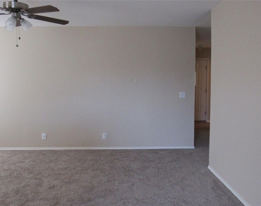 12318 Jamie Dr - Photo Thumbnail 23