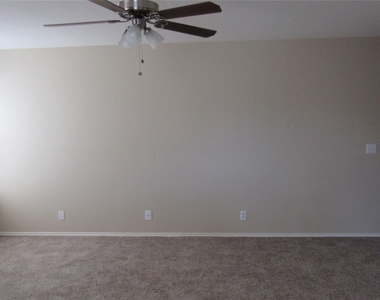 12318 Jamie Dr - Photo Thumbnail 24
