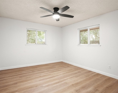 8603 Woodstone Dr - Photo Thumbnail 8