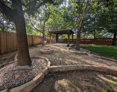 1602 Westmeadow Trl - Photo Thumbnail 26