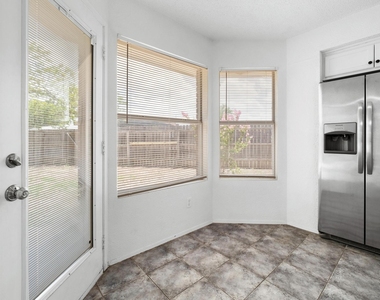 12701 Tantara Dr - Photo Thumbnail 10
