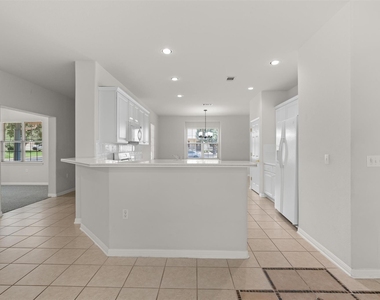101 Dawson Trl - Photo Thumbnail 6