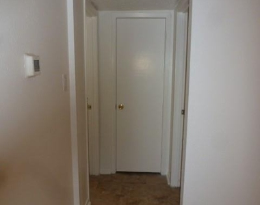 6800 Trendal Ln - Photo Thumbnail 9