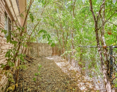 8603 Woodstone Dr - Photo Thumbnail 17