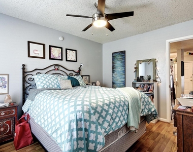5012 Duval St - Photo Thumbnail 23