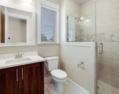 1706 Cedar Bend Dr - Photo Thumbnail 18