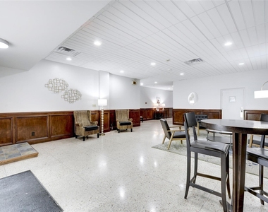 1800 Lavaca St - Photo Thumbnail 22