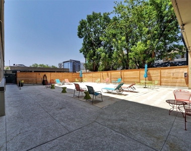1800 Lavaca St - Photo Thumbnail 16