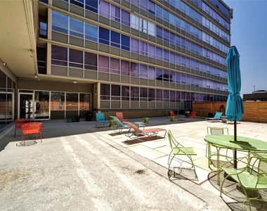 1800 Lavaca St - Photo Thumbnail 17
