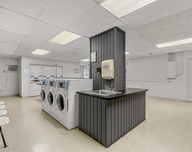 1800 Lavaca St - Photo Thumbnail 20