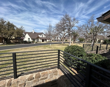 100 Bay Point Dr - Photo Thumbnail 15