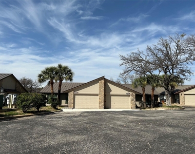 100 Bay Point Dr - Photo Thumbnail 14