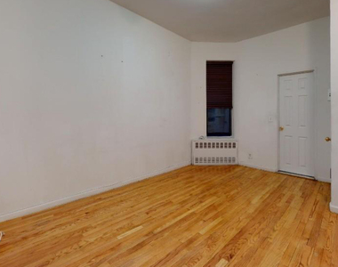  East 93rd Street - Photo Thumbnail 5