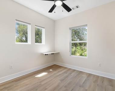 1160 Lott Ave - Photo Thumbnail 18
