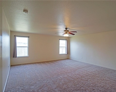 2903 Don Hill Ln - Photo Thumbnail 7
