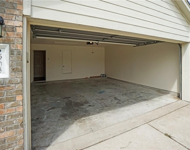 2903 Don Hill Ln - Photo Thumbnail 19