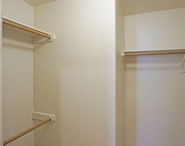 2903 Don Hill Ln - Photo Thumbnail 12