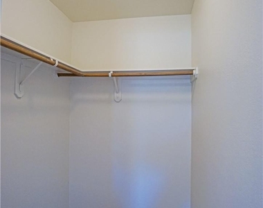 2903 Don Hill Ln - Photo Thumbnail 11