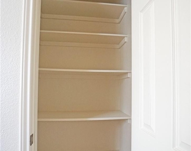2903 Don Hill Ln - Photo Thumbnail 15