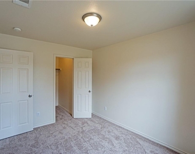 2903 Don Hill Ln - Photo Thumbnail 13