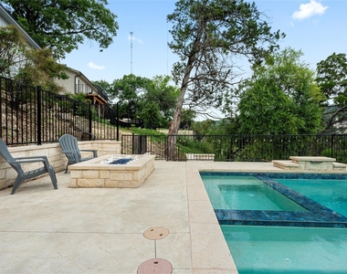 2711 Trail Of Madrones St - Photo Thumbnail 28