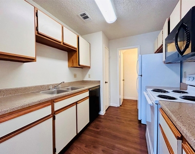 8904 Schick Rd - Photo Thumbnail 5
