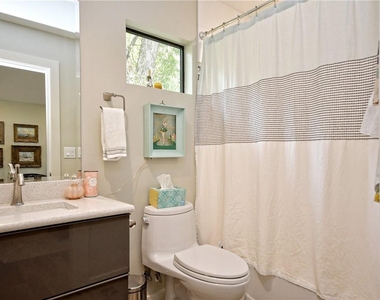 1524 Piedmont Ave - Photo Thumbnail 6