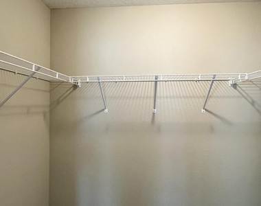 12168 Biarritz Street - Photo Thumbnail 8