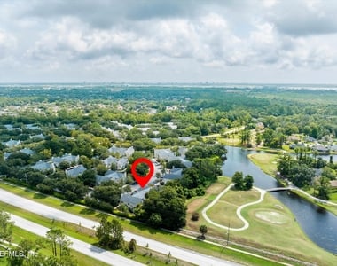 13700 Richmond Park Drive N - Photo Thumbnail 22