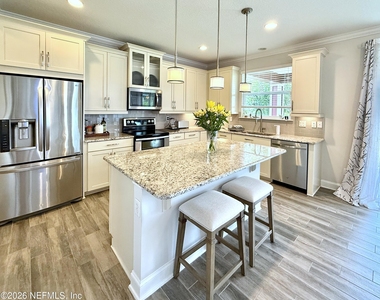 6887 Azalea Grove Drive - Photo Thumbnail 7