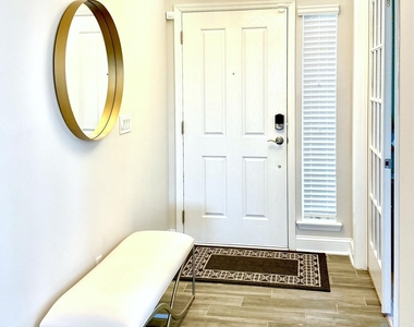 6887 Azalea Grove Drive - Photo Thumbnail 2
