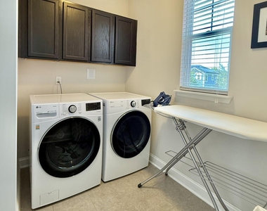 6887 Azalea Grove Drive - Photo Thumbnail 27