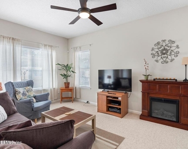 7157 Deerfoot Point Circle - Photo Thumbnail 6