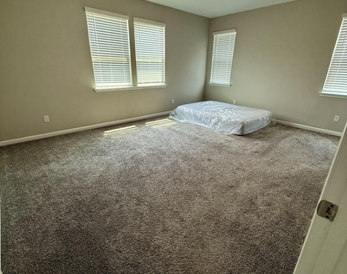 5162 Sawmill Point Way - Photo Thumbnail 26
