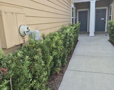 141 Whitland Way - Photo Thumbnail 1