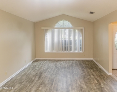 13625 Las Brisas Way - Photo Thumbnail 6