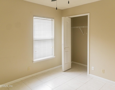 13625 Las Brisas Way - Photo Thumbnail 12