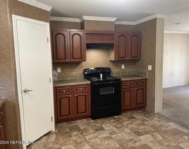 8891 E Snellgrove Avenue - Photo Thumbnail 3