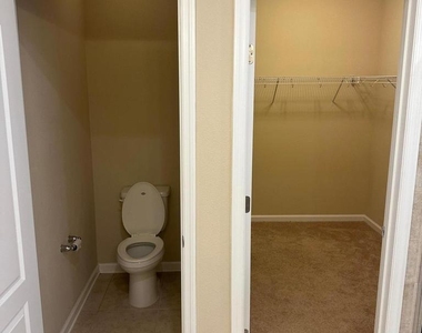 1440 Aspenwood Drive - Photo Thumbnail 10
