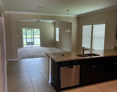 1440 Aspenwood Drive - Photo Thumbnail 3