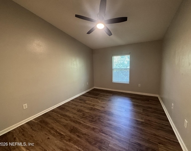 6099 Maggies Circle - Photo Thumbnail 11