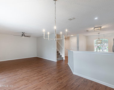 2315 Wood Hollow Lane - Photo Thumbnail 11
