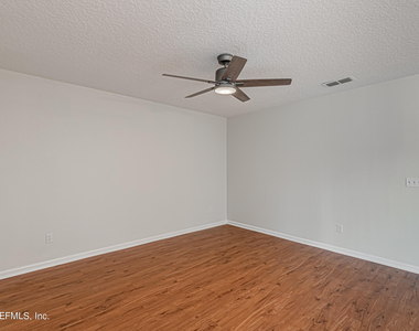 2315 Wood Hollow Lane - Photo Thumbnail 14