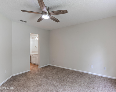 2315 Wood Hollow Lane - Photo Thumbnail 17