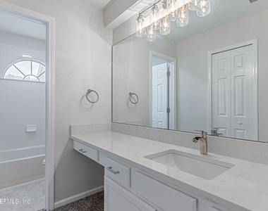 2315 Wood Hollow Lane - Photo Thumbnail 20