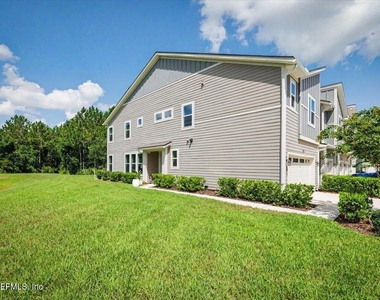 11150 Minnetta Court - Photo Thumbnail 2