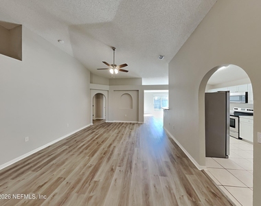 7354 High Bluff Road N - Photo Thumbnail 2