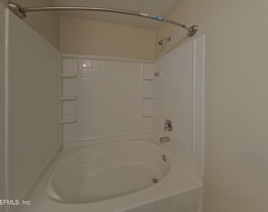 73 Bruce Lane - Photo Thumbnail 9