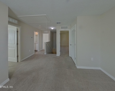 73 Bruce Lane - Photo Thumbnail 3